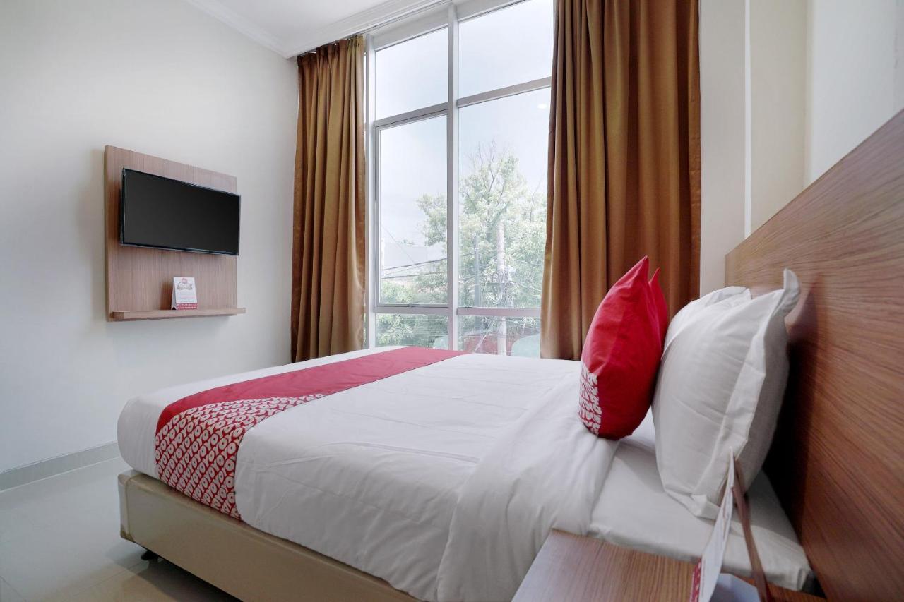 Oyo 415 The Kartini 8 Residence Jacarta Exterior foto