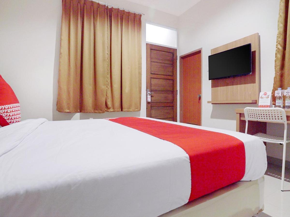 Oyo 415 The Kartini 8 Residence Jacarta Exterior foto
