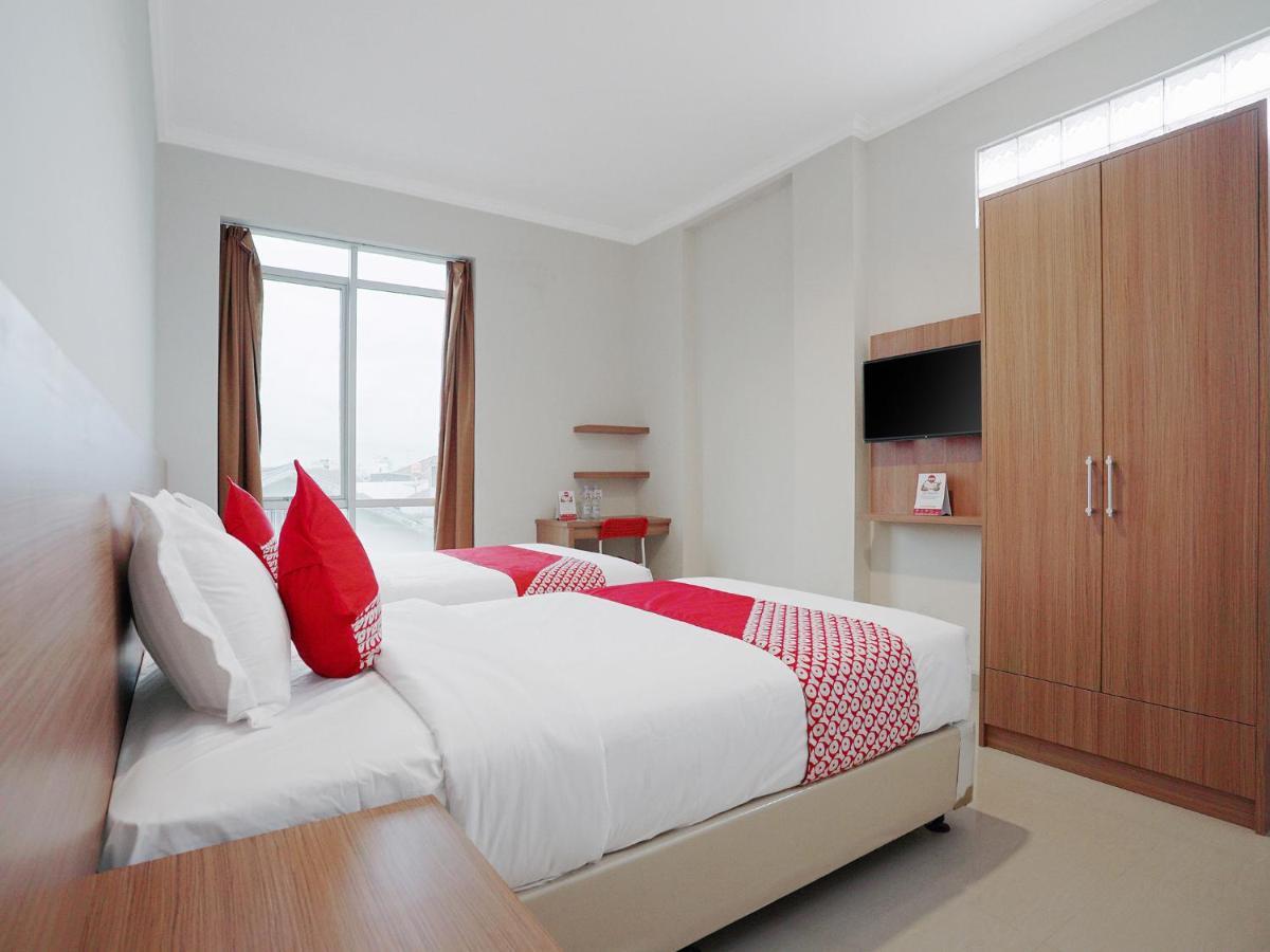 Oyo 415 The Kartini 8 Residence Jacarta Exterior foto